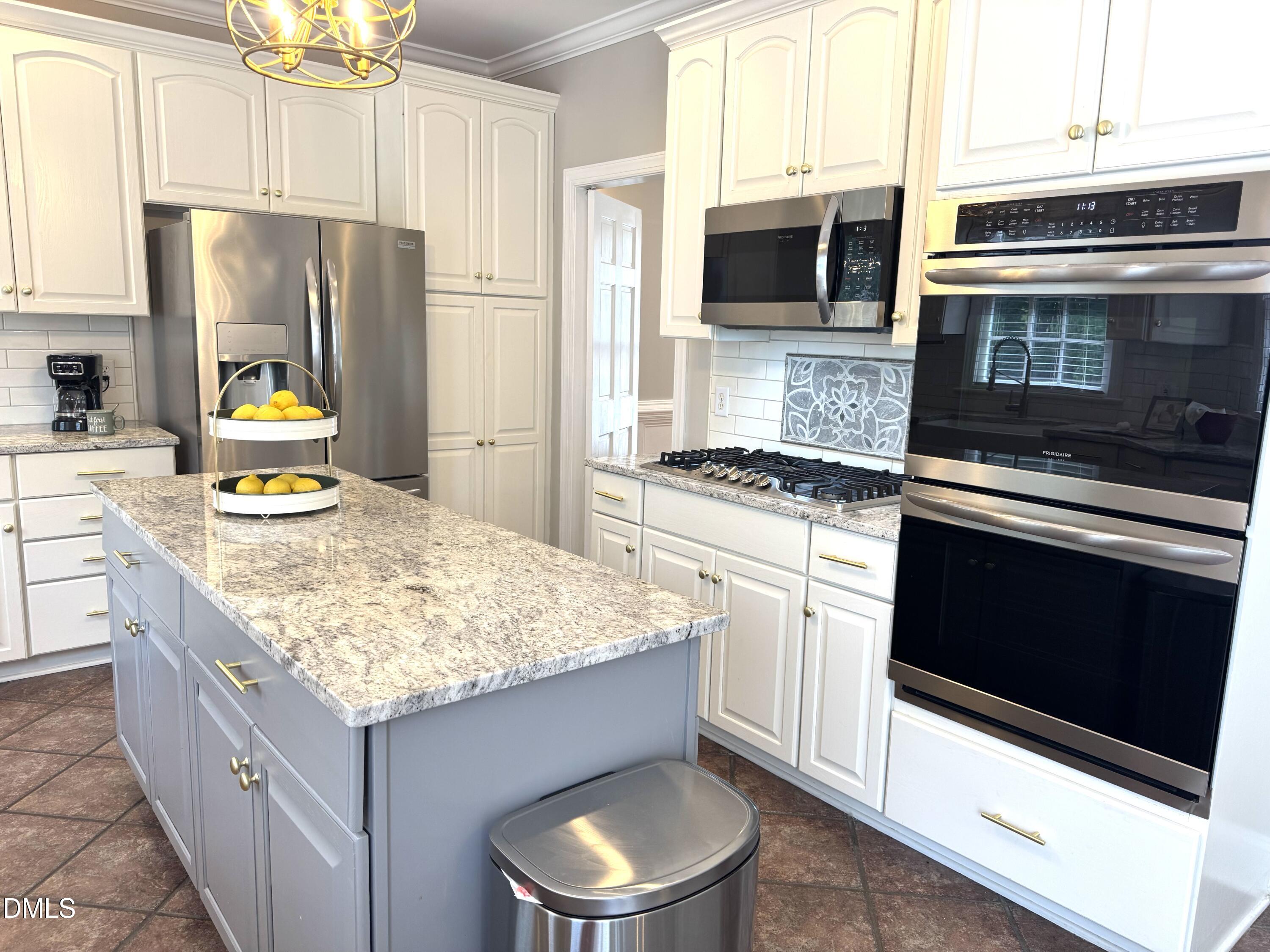 10108 Clairbourne Place Raleigh, NC 27615 - Photo 5 of 25 IMG_1490