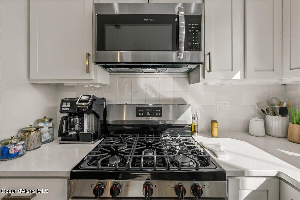 655 Oak Avenue Ponderay, ID 83852 - Photo 11 of 30 15-Kitchen
