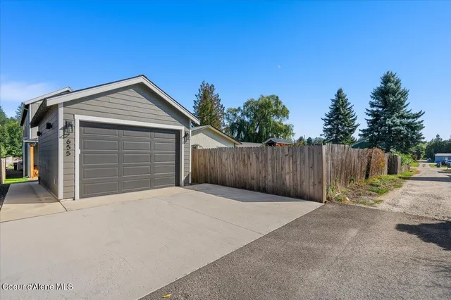 $489,000 | 655 Oak Avenue, Ponderay, ID 83852