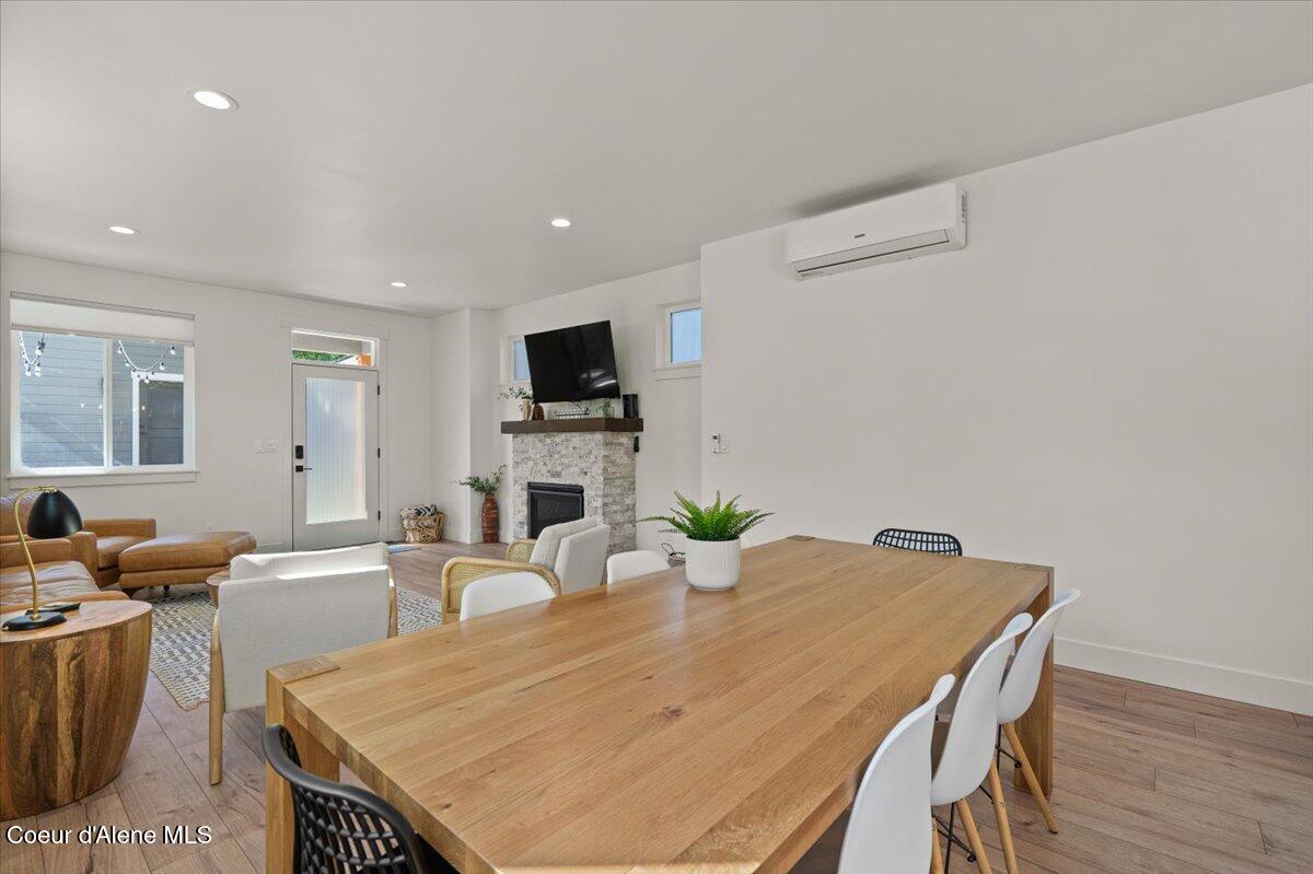 655 Oak Avenue Ponderay, ID 83852 - Photo 8 of 30 12-Dining