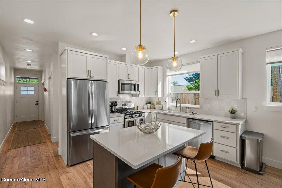 655 Oak Avenue Ponderay, ID 83852 - Photo 10 of 30 14-Kitchen