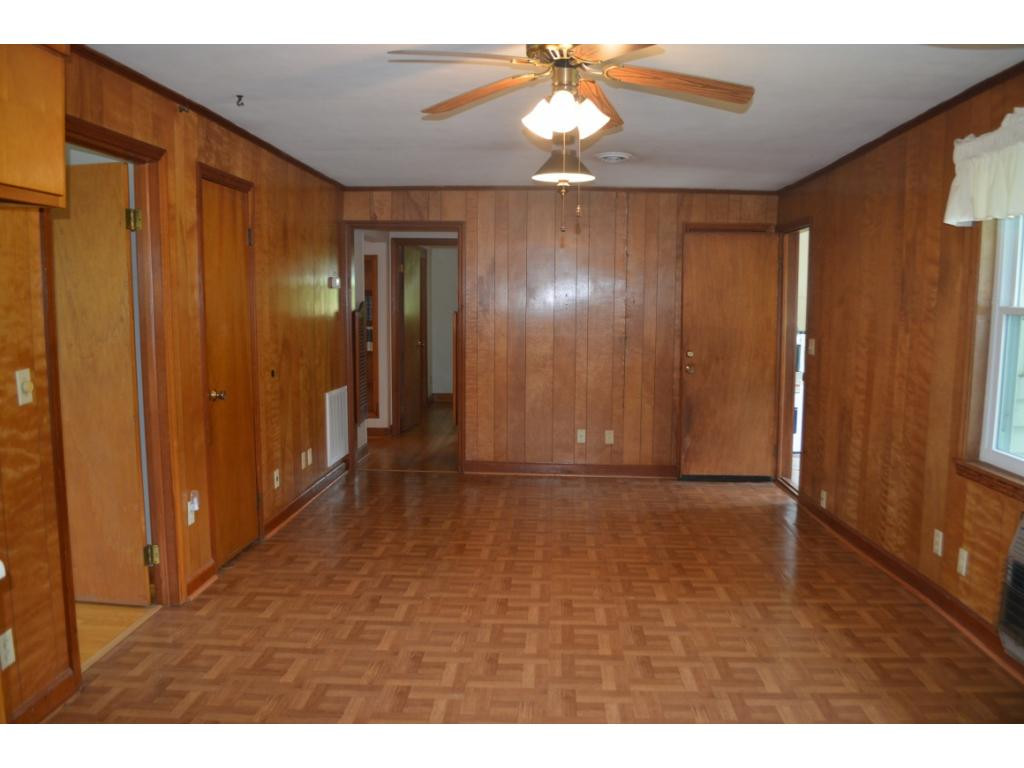 11645 Warrensburg Road Midway, TN 37809 - Photo 9 of 16 Dining area off kitchen