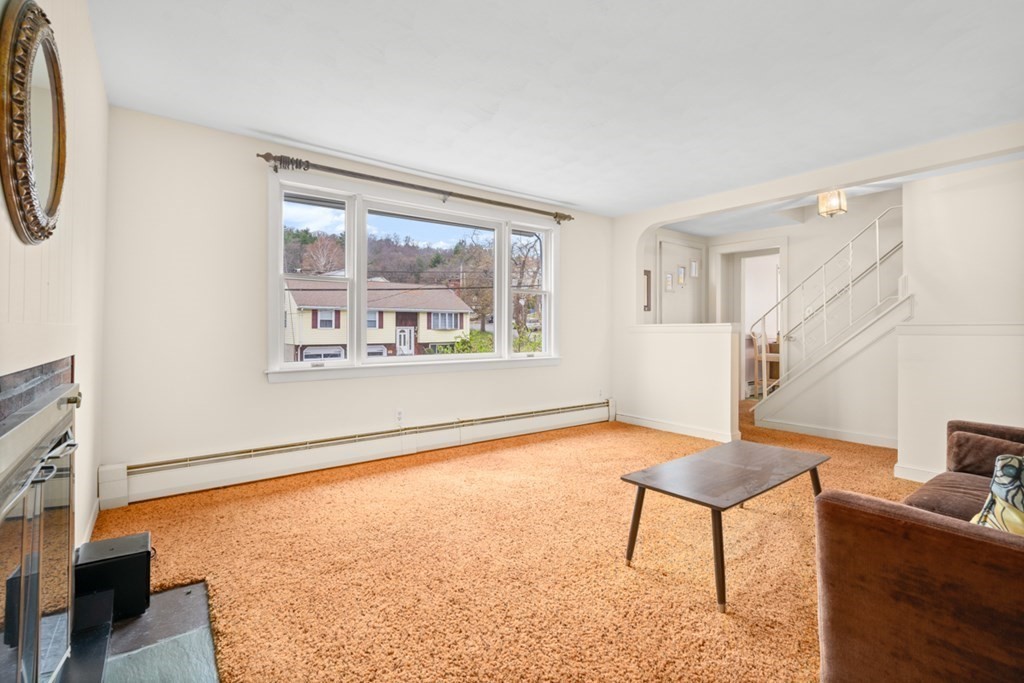 89 Jennings Road Waltham, MA 02451 - Photo 5 of 24 Gallery Image 5