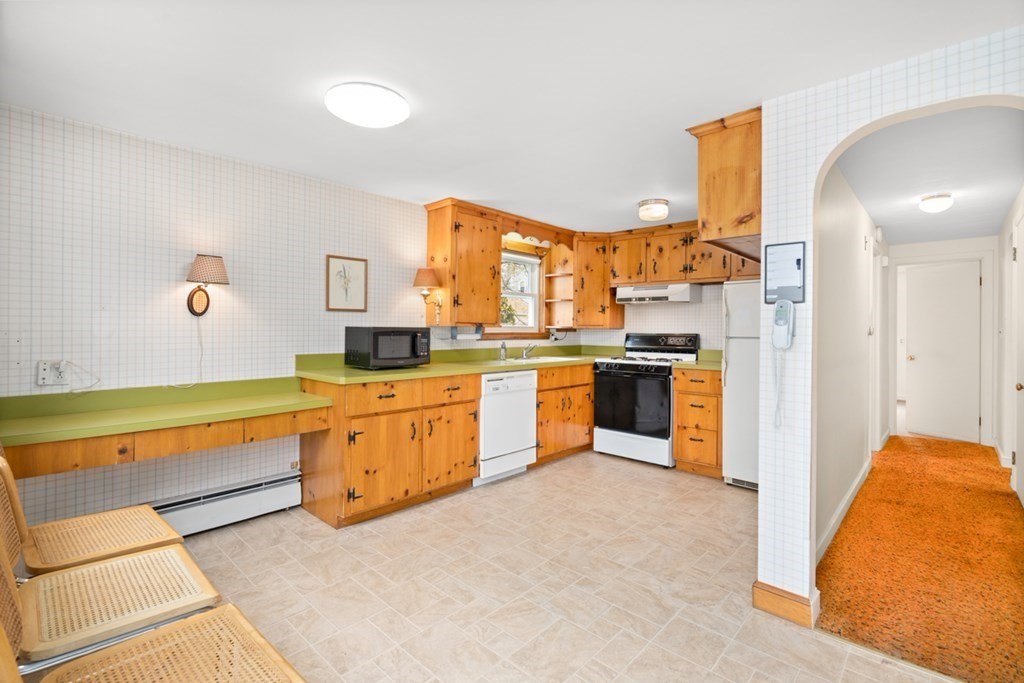 89 Jennings Road Waltham, MA 02451 - Photo 7 of 24 Gallery Image 7