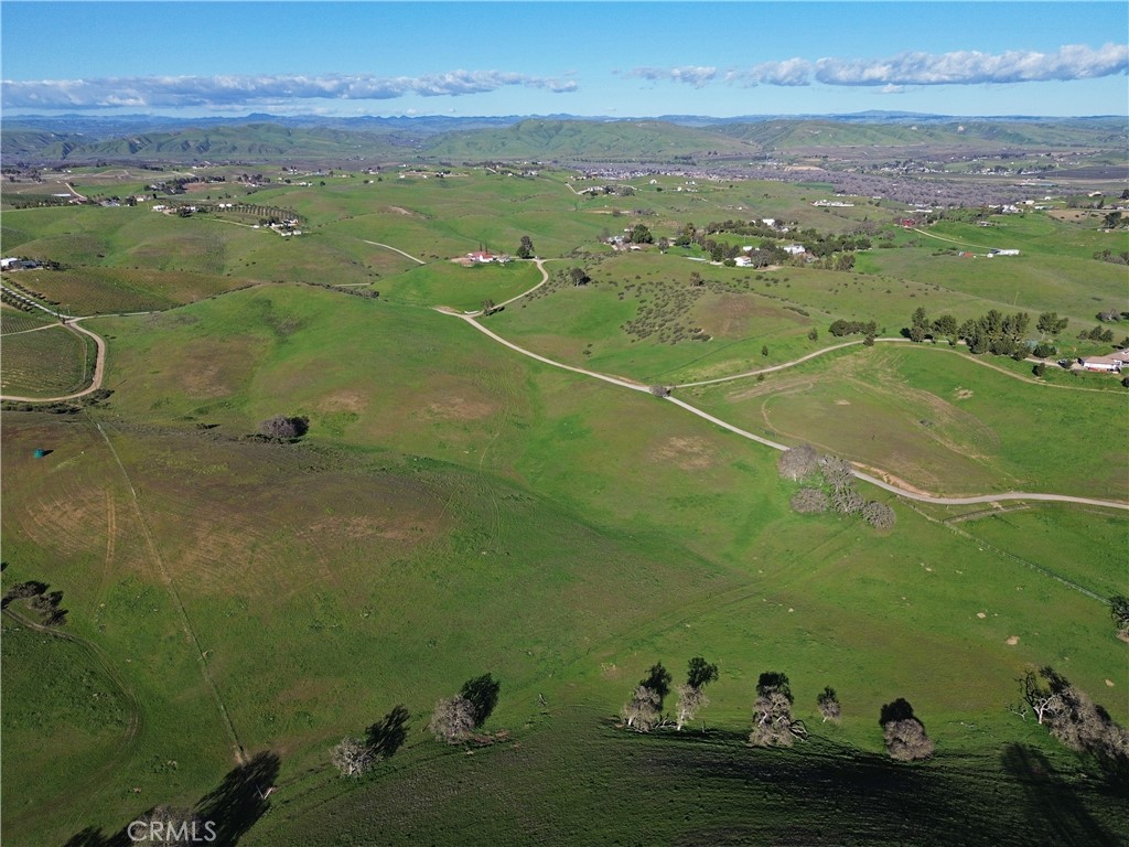 1641 Sutliff Road Paso Robles, CA 93446 - Photo 3 of 44 a view of a city