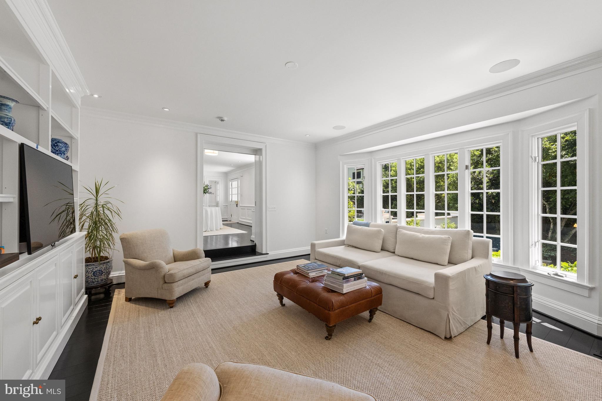2501 49th Street Northwest Washington, DC 20007 - Photo 13 of 44