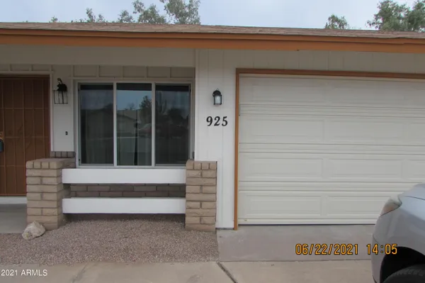 $2,350 | 925 West Curry Street, Chandler, AZ 85224