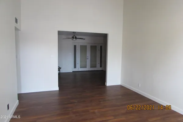 $2,350 | 925 West Curry Street, Chandler, AZ 85224