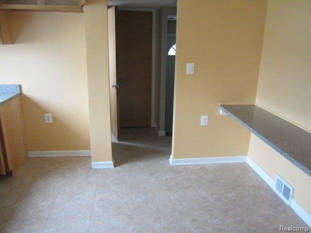 14010 Stahelin Road Detroit, MI 48223 - Photo 5 of 6 KITCHEN II