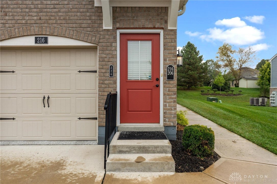 226 Old Pond Road Springboro, OH 45066 - Photo 1 of 25 Gallery Image 1