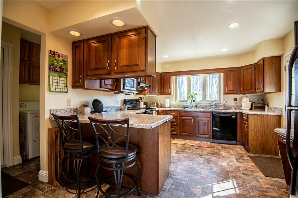 648 Smith Road New Wilmington, PA 16142 - Photo 10 of 23