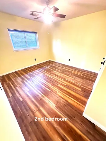 $2,300 | 3118 Flatwood Court, Pearland, TX 77584