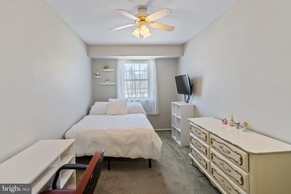 $419,900 | 15127 Kovats Drive, Philadelphia, PA 19116