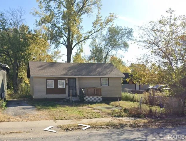 $12,000 | 5260 Forest Boulevard, East St. Louis, IL 62204