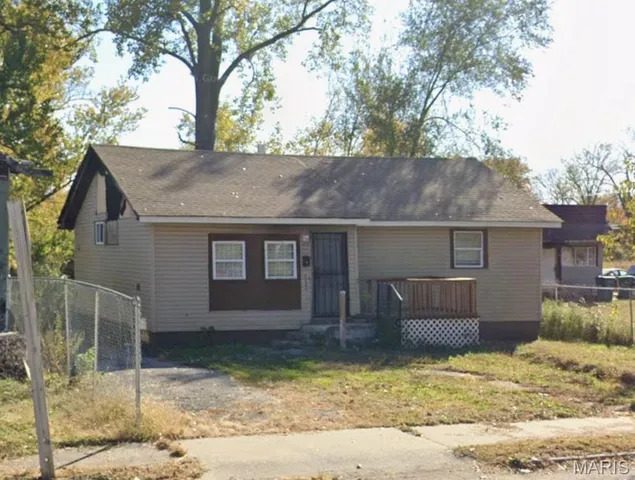 $12,000 | 5260 Forest Boulevard, East St. Louis, IL 62204