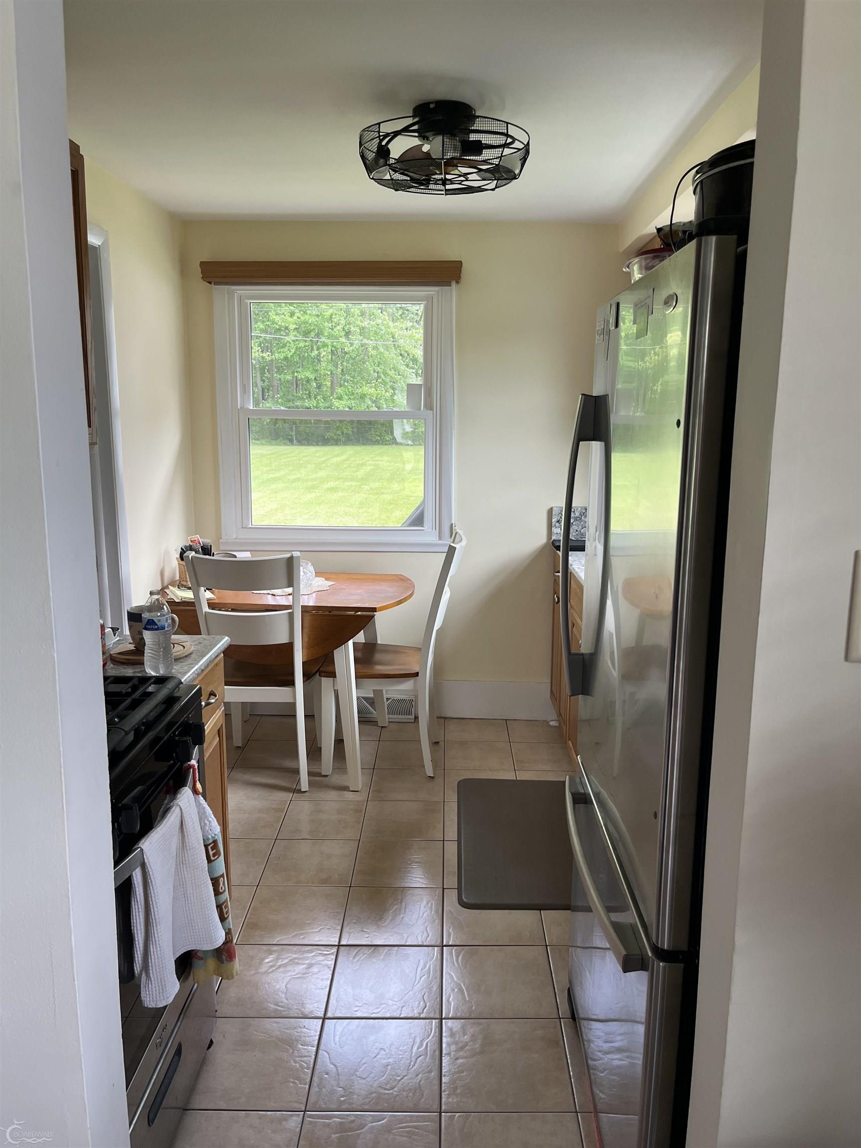 33733 Hooker Road New Baltimore, MI 48047 - Photo 6 of 21 50142872-70568d7d-9aa2-4307-834a-cc384c0e323c.JPG