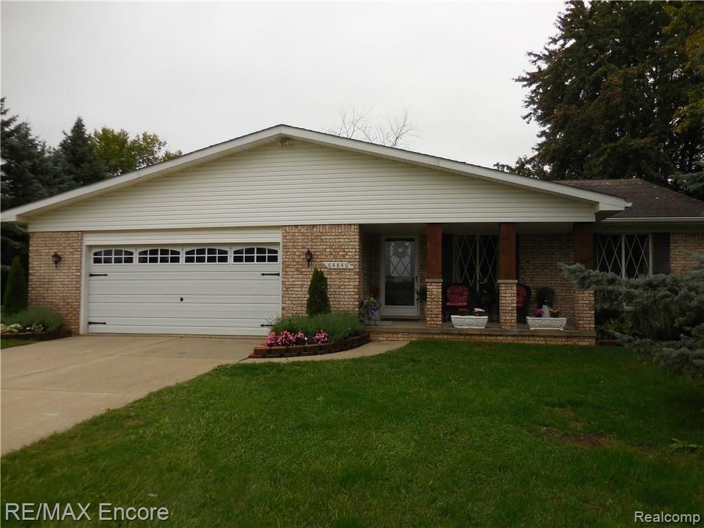 64840 Miller Road Washington, MI 48095 - Photo 2 of 39 DSCN2082.JPG