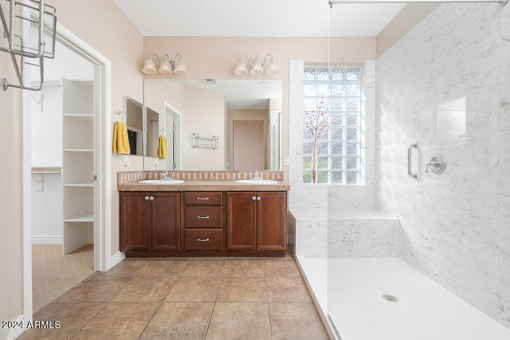 15427 West Redfield Road Surprise, AZ 85379 - Photo 31 of 41 Gallery Image 31