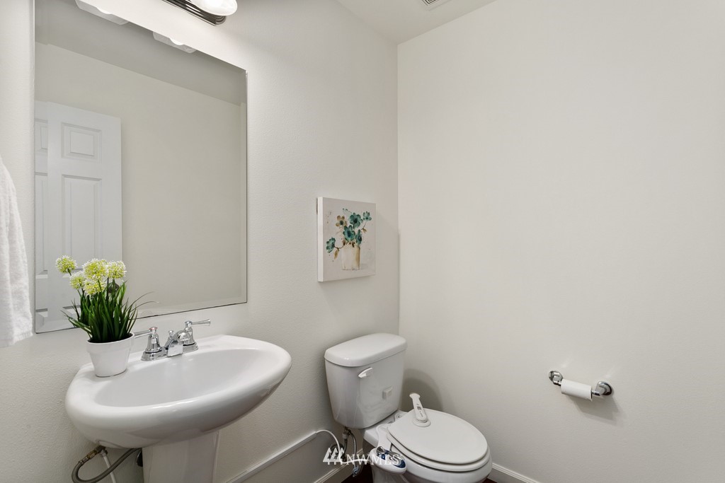 5016 Northeast 3rd Place Renton, WA 98059 - Photo 11 of 26