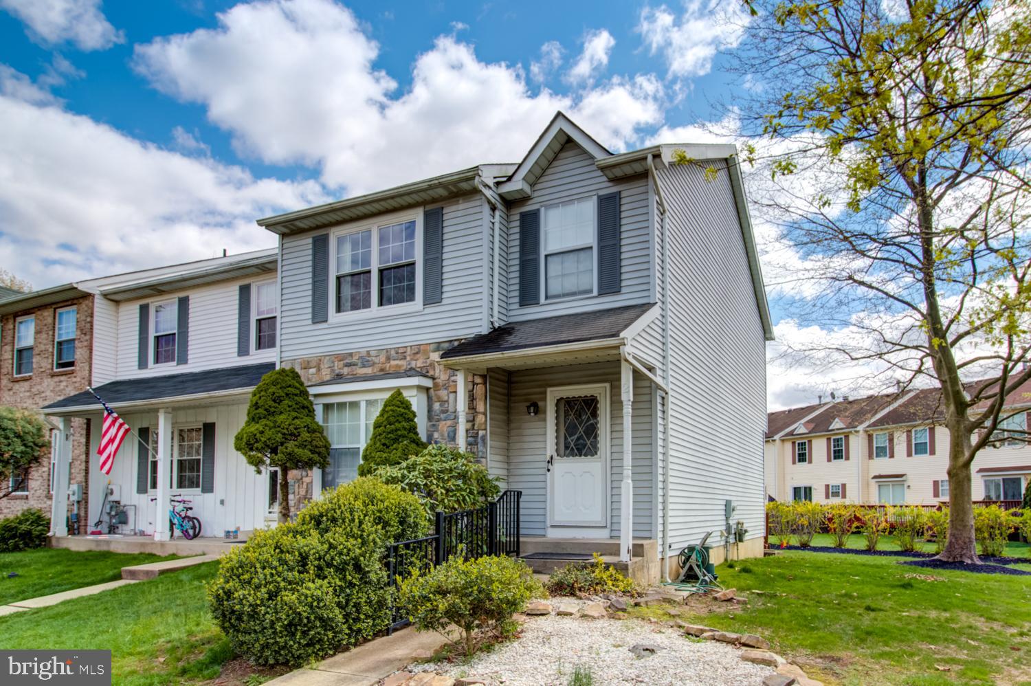 2 Lenwood Court Hamilton, NJ 08690 - Photo 2 of 33