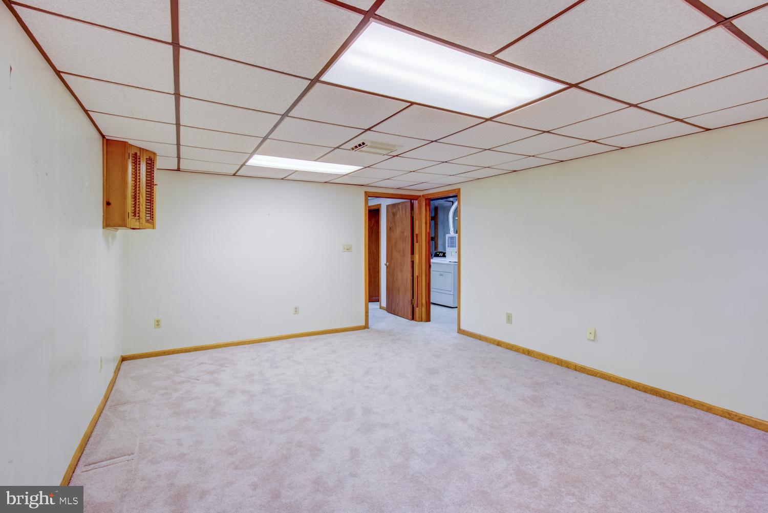 2 Lenwood Court Hamilton, NJ 08690 - Photo 25 of 33