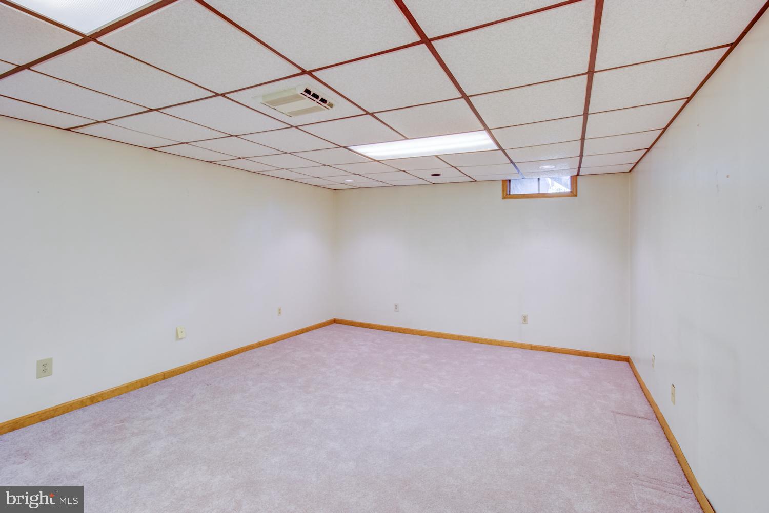 2 Lenwood Court Hamilton, NJ 08690 - Photo 27 of 33