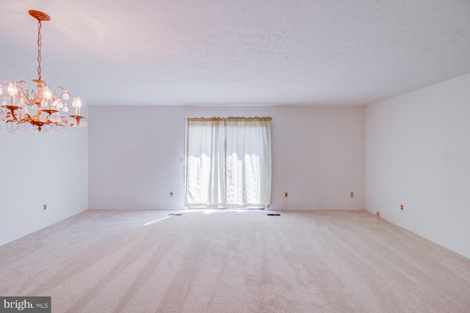 2 Lenwood Court Hamilton, NJ 08690 - Photo 9 of 33