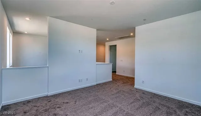 $3,900 | 1853 Crown King Court, Henderson, NV 89012