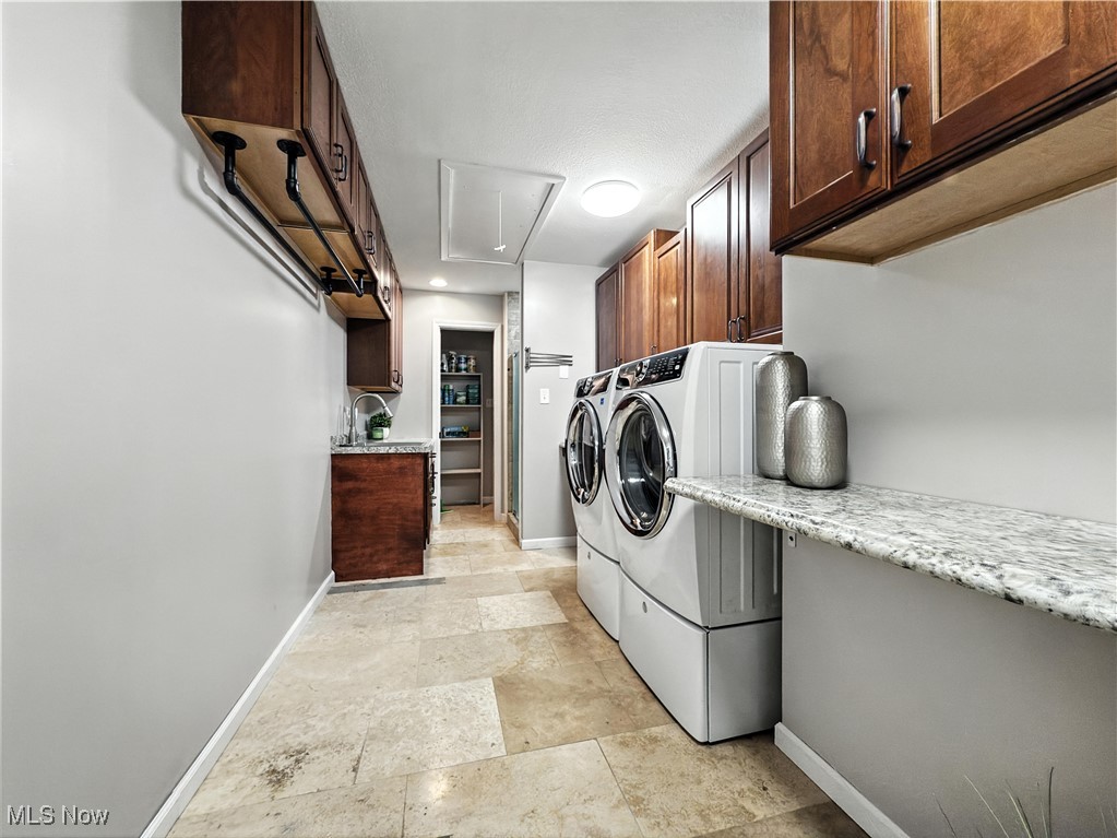 12147 Gladstone Road Warren, OH 44481 - Photo 14 of 50 Gallery Image 14