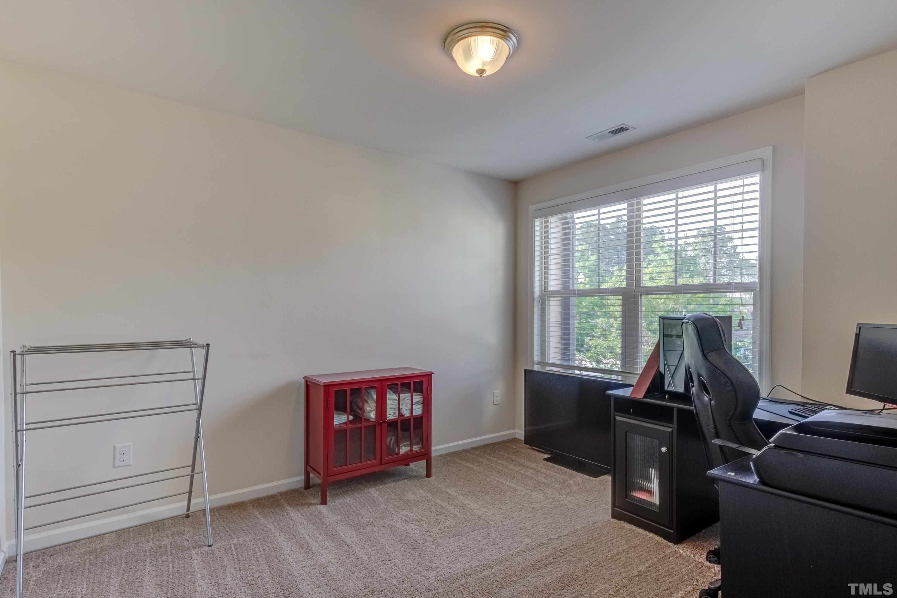 7606 Weathered Oak Way Raleigh, NC 27616 - Photo 33 of 40 Gallery Image 33