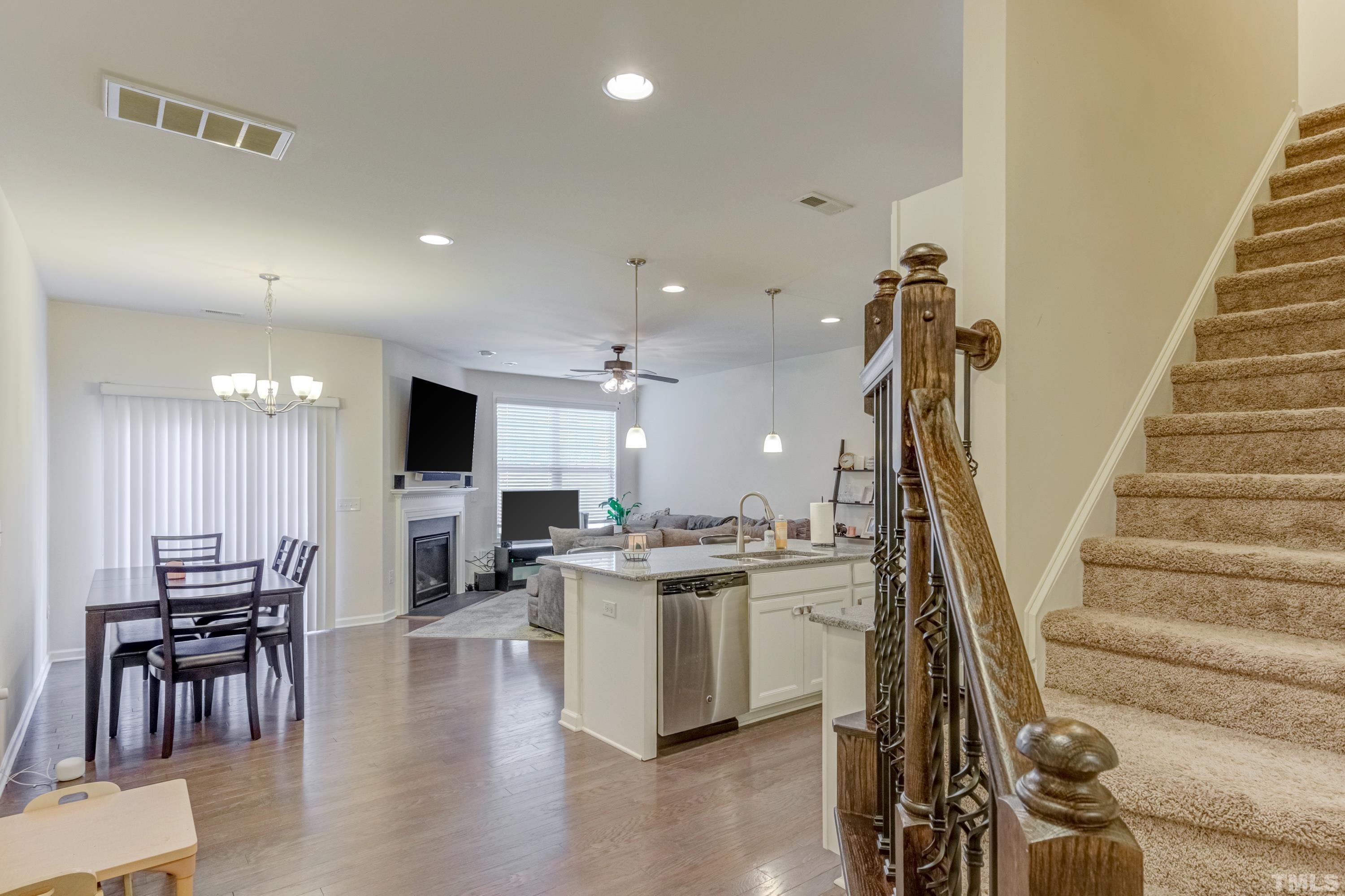 7606 Weathered Oak Way Raleigh, NC 27616 - Photo 8 of 40 Gallery Image 8