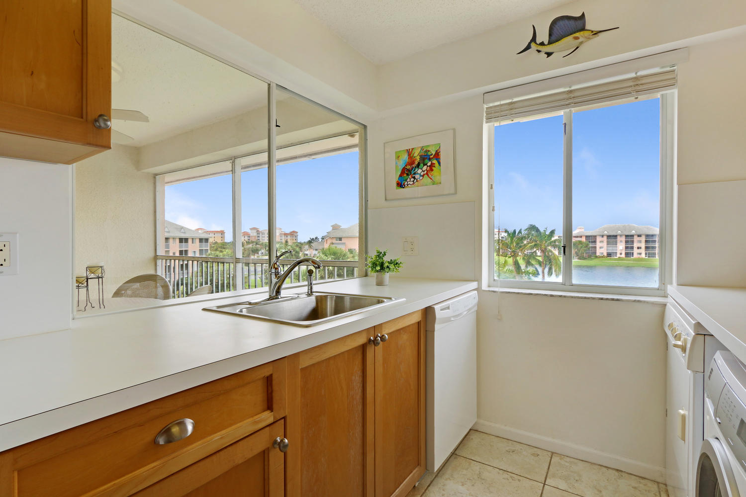 353 Highway 1, Unit C403 Jupiter, FL 33477 - Photo 8 of 29 353 US1 Unit C403 Jupiter FL-large-008-1