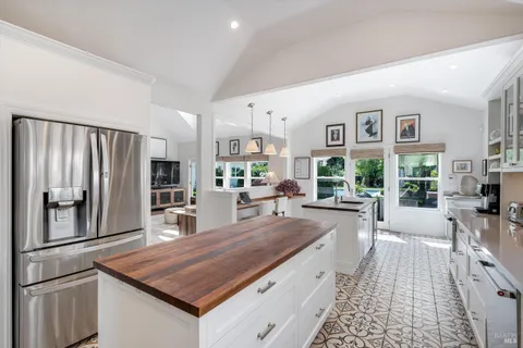 $4,575,000 | 1167 Darms Lane, Napa, CA 94558