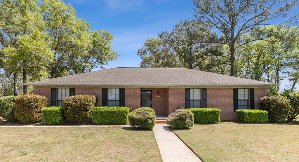108 Prentice Court Dothan, AL 36305 - Photo 1 of 38 Main View