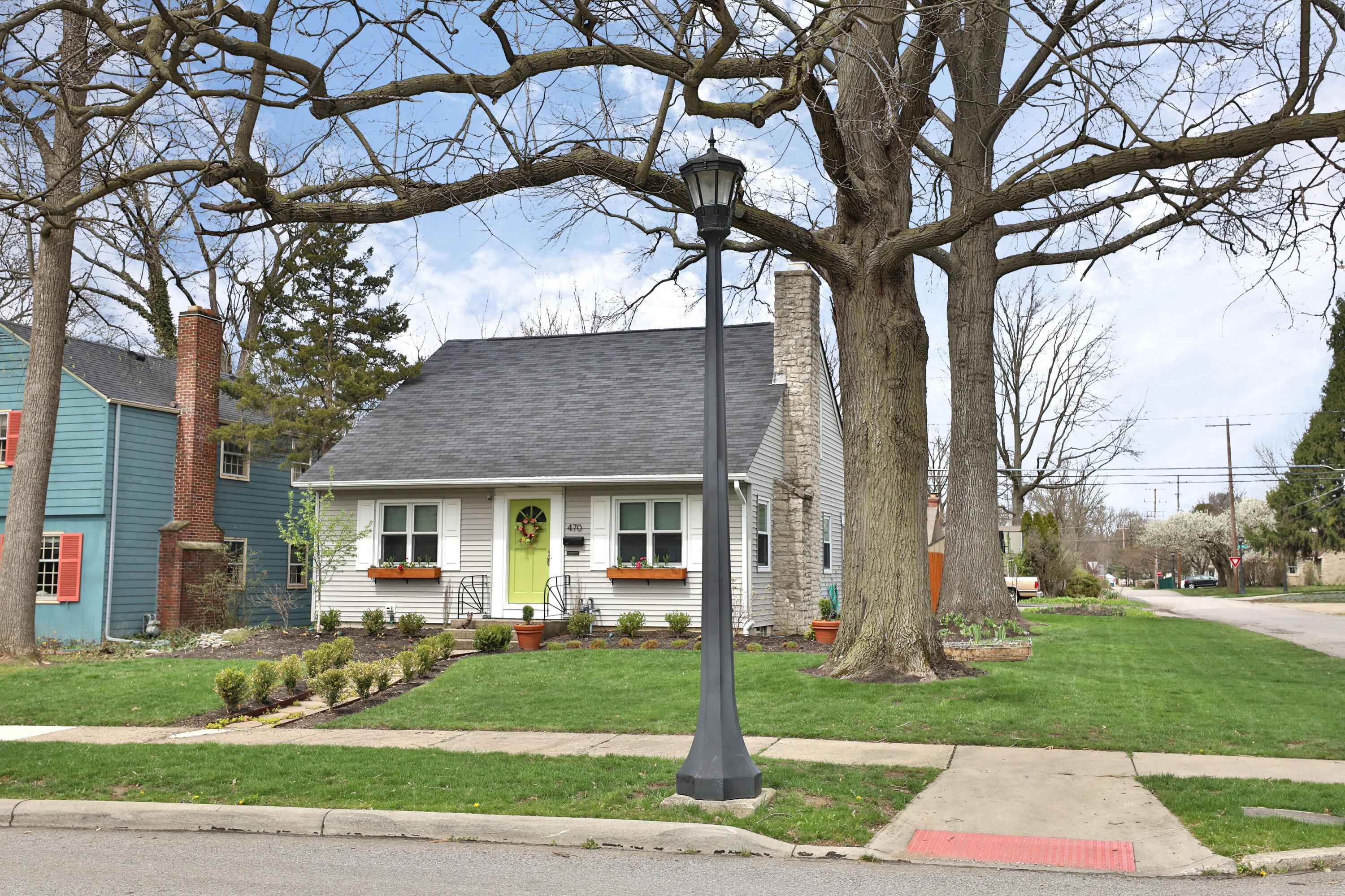 470 Richards Road Columbus, OH 43214 - Photo 1 of 58 470-Richards-02