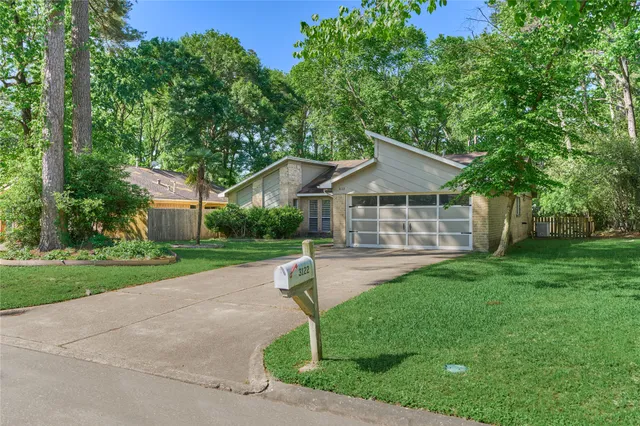 $1,950 | 3122 Village Park Drive, Houston, TX 77339
