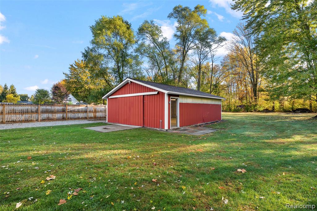 17655 Lohr Road Belleville, MI 48111 - Photo 19 of 57 Gallery Image 19