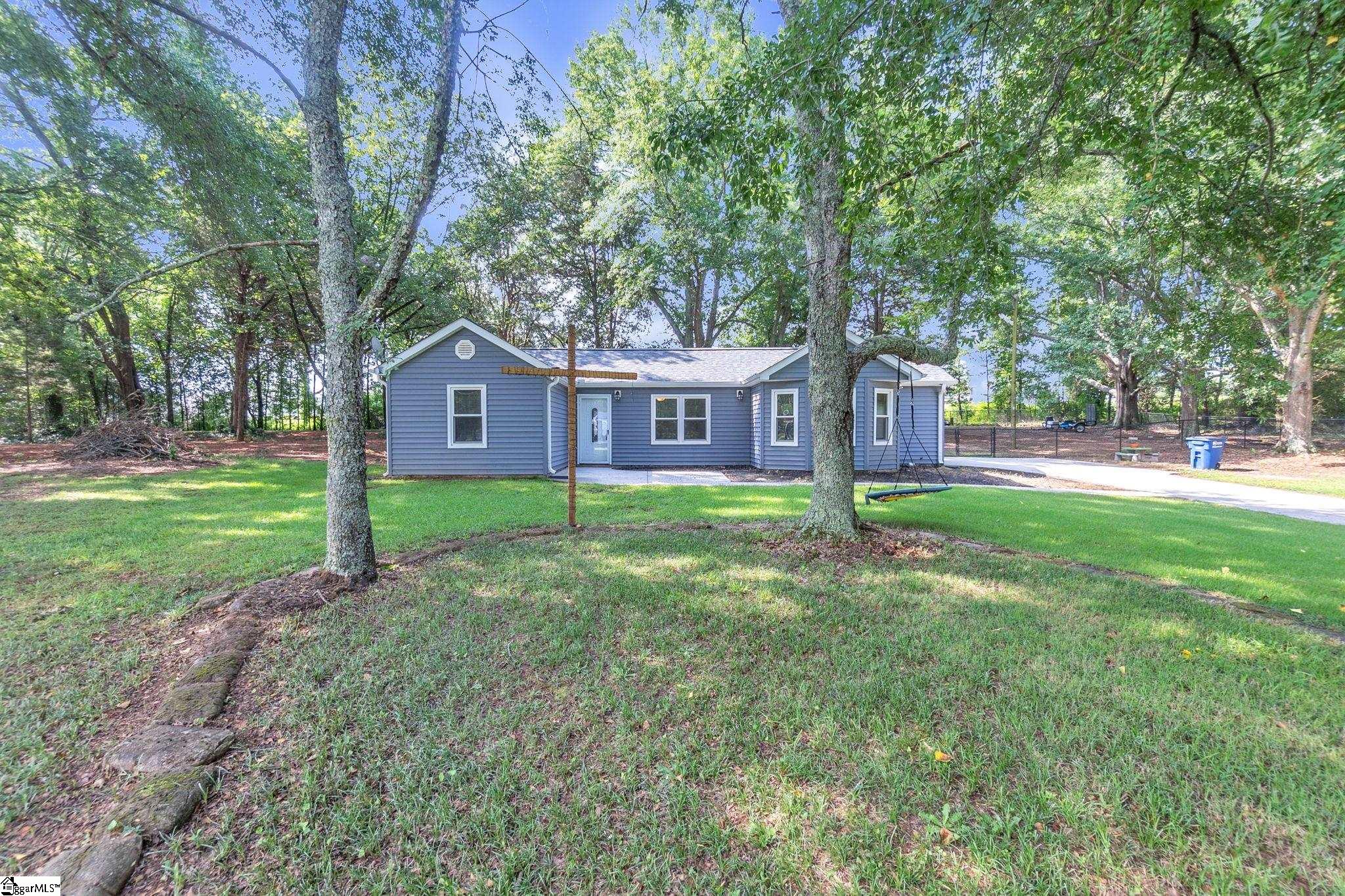 202 Green Meadows Circle Fountain Inn, SC 29644 - Photo 1 of 31