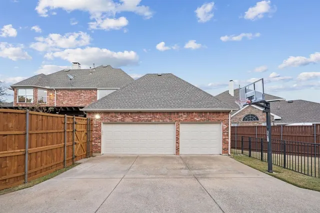 $850,000 | 3399 Oakleaf Lane, Richardson, TX 75082
