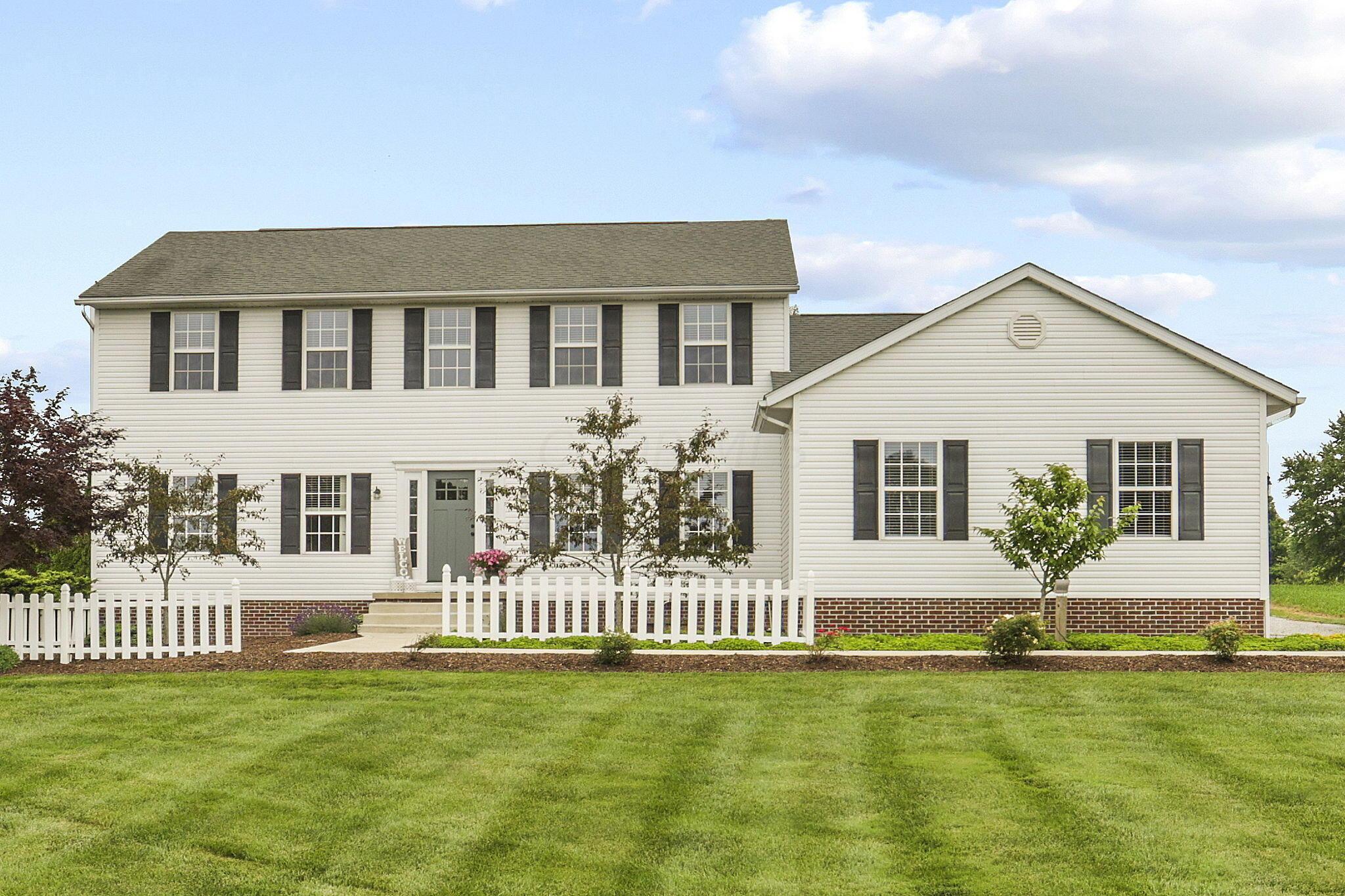 3801 York Road Southwest Pataskala, OH 43062 - Photo 5 of 98 3-web-or-mls-BS5A0024 - Copy