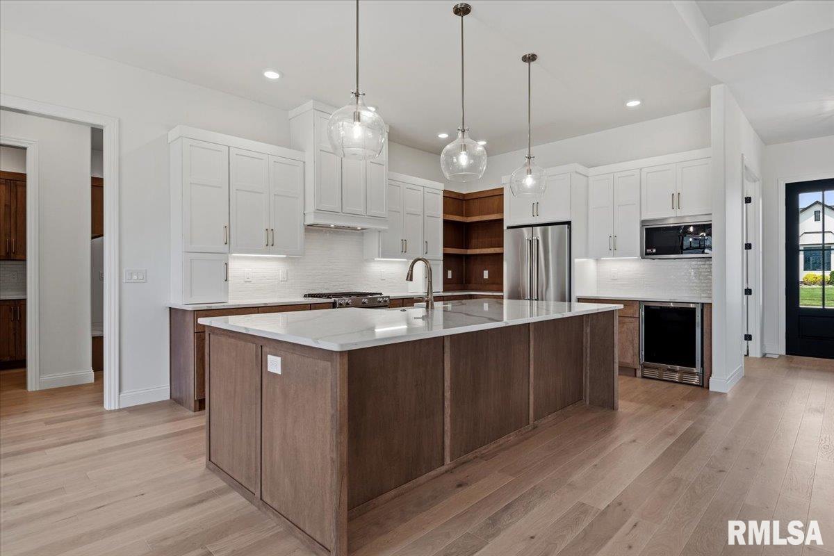 4712 Berkshire Crossing Springfield, IL 62711 - Photo 9 of 59