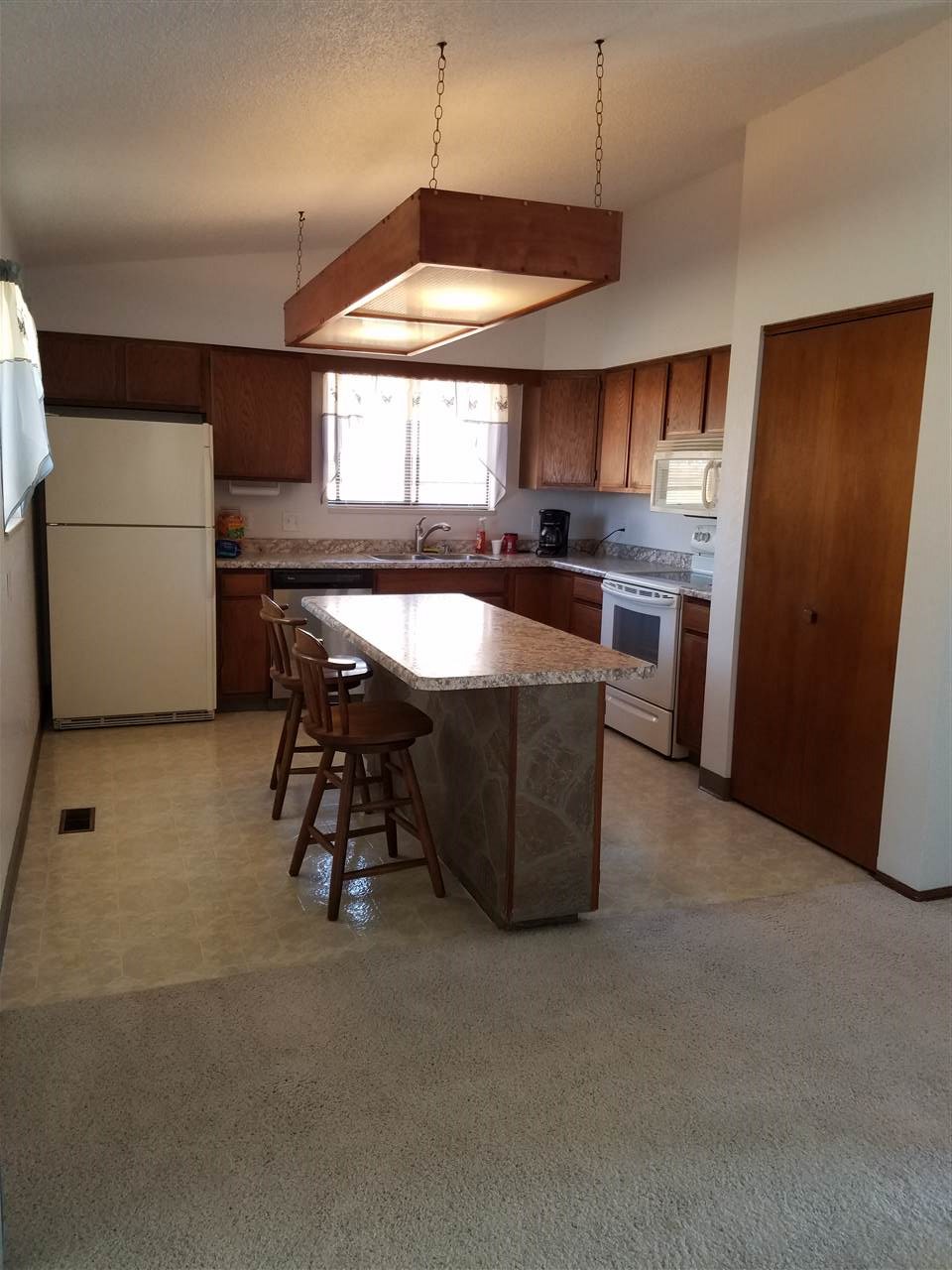 607 1/2 Oxbow Road Grand Junction, CO 81504 - Photo 8 of 12 Gallery Image 8