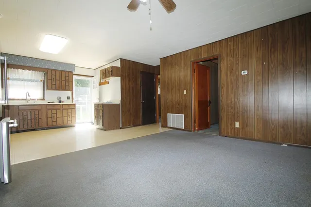 $230,000 | N3190 Oak Road, Markesan, WI 53946