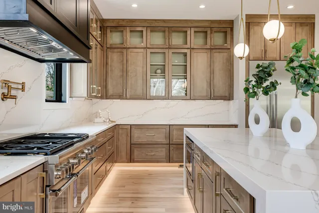 $3,499,950 | 7400 Churchill Road, McLean, VA 22101