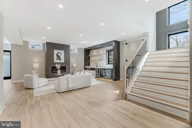 $3,499,950 | 7400 Churchill Road, McLean, VA 22101