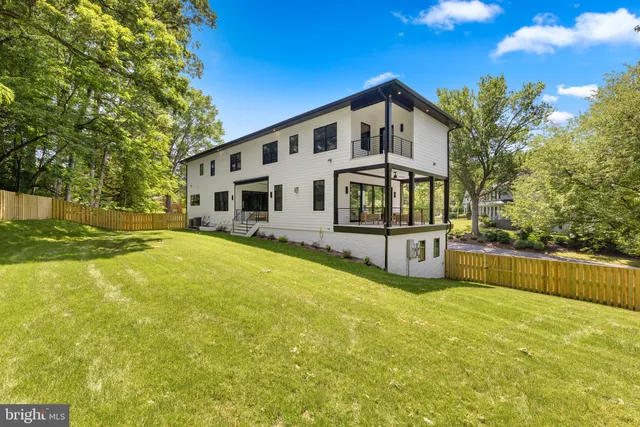 $3,499,950 | 7400 Churchill Road, McLean, VA 22101