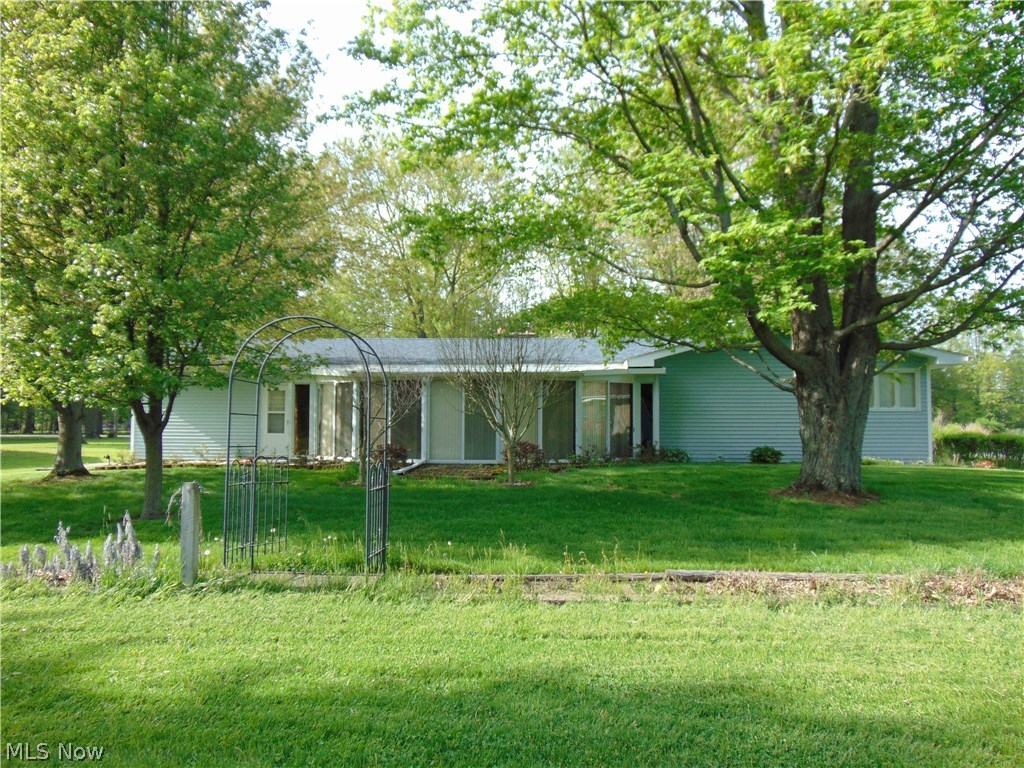 39261 Burns Road North Ridgeville, OH 44039 - Photo 2 of 30