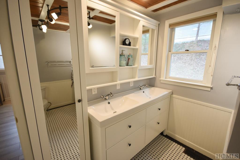 50 Clinton Vinson Road Otto, NC 28763 - Photo 30 of 63 Gallery Image 30