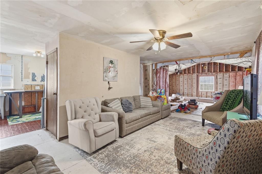 24915 Cr 234 Road Carrollton, MO 64633 - Photo 10 of 51