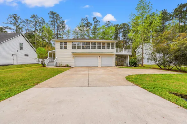$595,000 | 1015 Hagley Drive, Pawleys Island, SC 29585